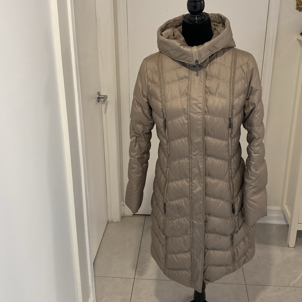 DECENTLY, DUCK DOWN WARM fitted Hooded midi length tan Puffer Coat SIZE MEDIUM - Picture 6 of 17